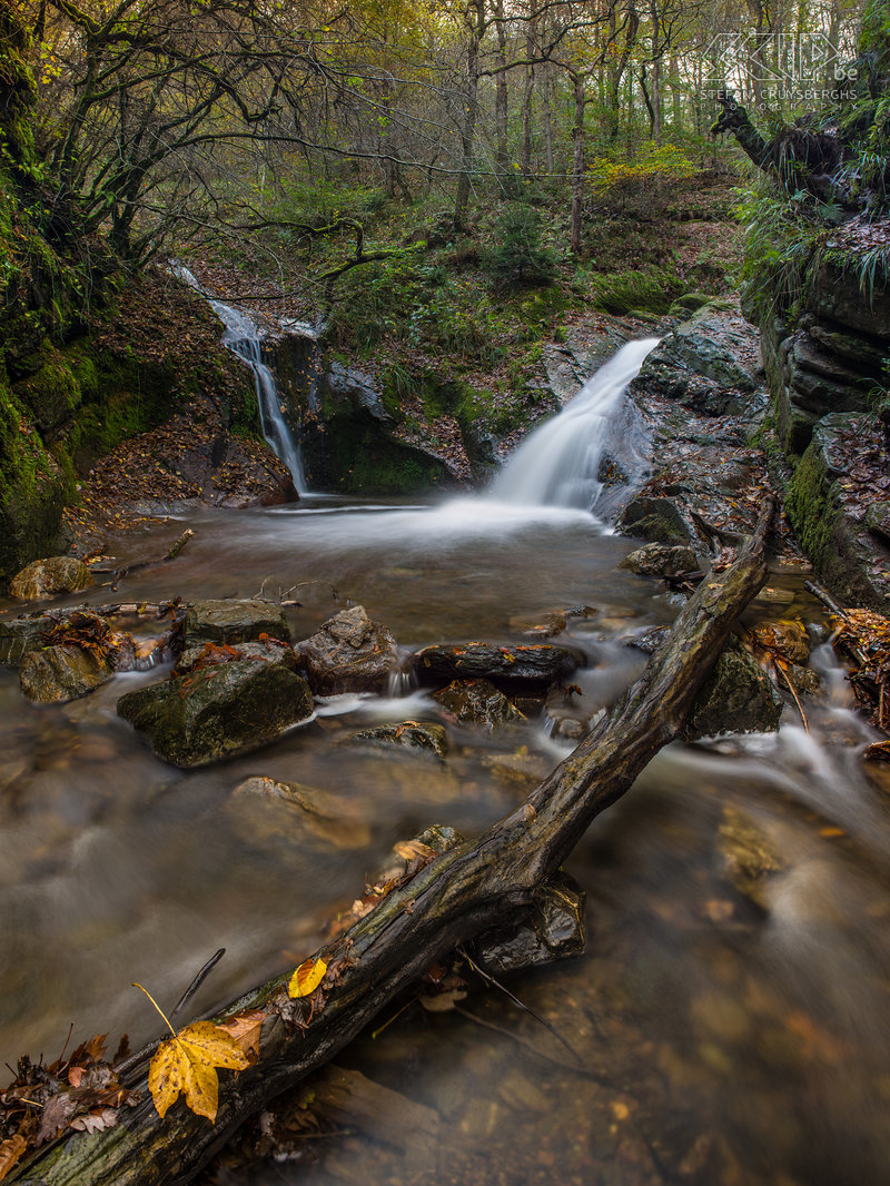 Herfst in de Oostkantons - Ninglispo Herfstfoto’s van de prachtige regio rondom Malmedy in de Belgische Ardennen. De waterval van de Chaudière op het bergriviertje Ninglispo met aan de voet van de waterval de ‘bain de Diane’. De Ninglispo is een zijriviertje van de Amblève nabij Remouchamps in de gemeente Aywaille. Stefan Cruysberghs